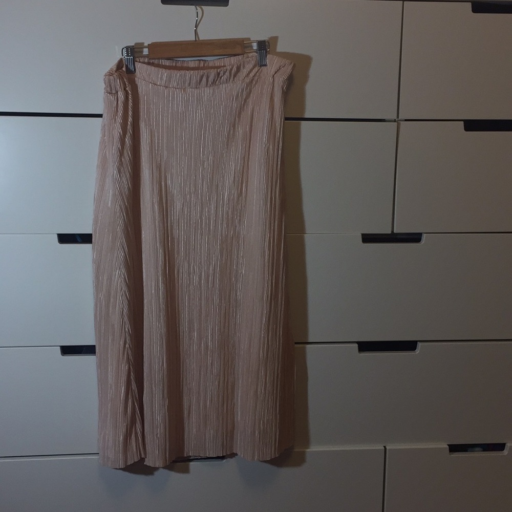❌SOLD❗️ Harlow & Graham - Powder Pink Skirt
